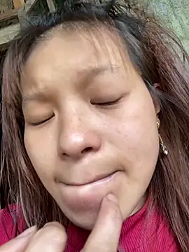 Snapshot of Mai_bb chatting on October 2025 02:34:01 AM Mai bb online show from October 2025 02:34:01 AM