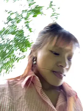 Snapshot of Mai_bb chatting on October 2025 12:57:01 AM Mai bb online show from October 2025 12:57:01 AM