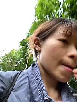 Snapshot of Mai_bb chatting on October 2025 01:07:02 AM Mai bb online show from October 2025 01:07:02 AM