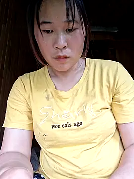 ALIENHR38 online show from September 2025 11:52:02 PM