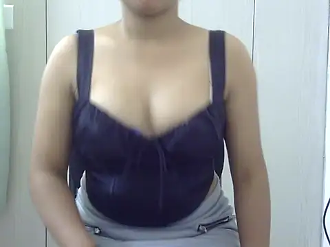 Iam Riya online show from October 2025 04:37:01 AM