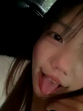 Snapshot of xixi_28 chatting on October 2025 02:44:01 AM xixi 28 online show from October 2025 02:44:01 AM