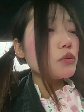 Snapshot of xixi_28 chatting on October 2025 01:50:01 AM xixi 28 online show from October 2025 01:50:01 AM