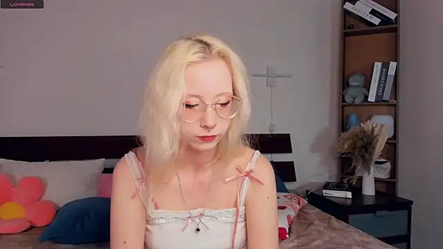 TabithaBradtke online show from September 2025 08:05:02 AM