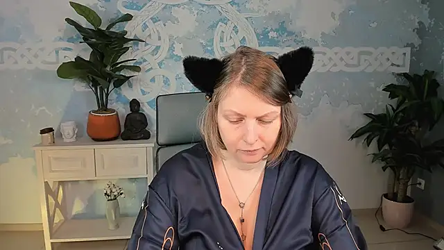 TiffanyBrauny online show from September 2025 10:17:01 AM