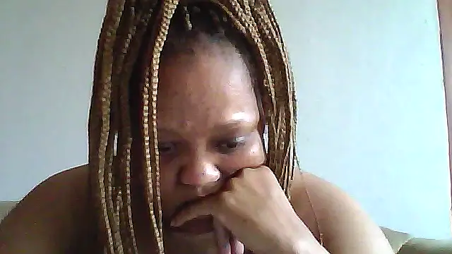 Yellobonepussy online show from September 2025 11:21:02 AM
