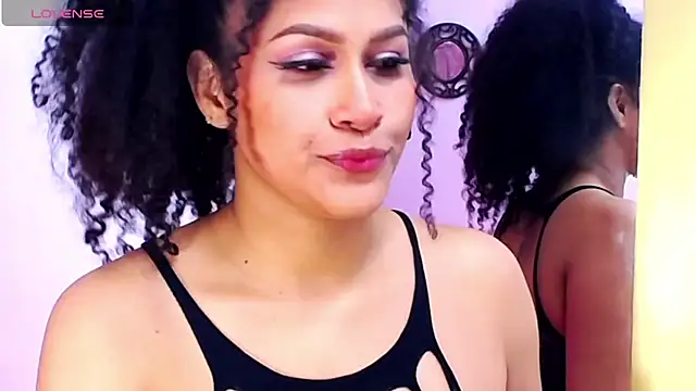 AYSHA WATSON online show from October 2025 01:12:02 PM