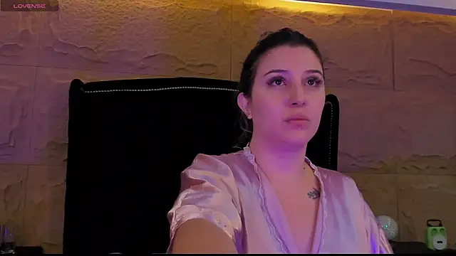 Snapshot of SophiaDior_ chatting on October 2025 12:25:01 PM SophiaDior online show from October 2025 12:25:01 PM