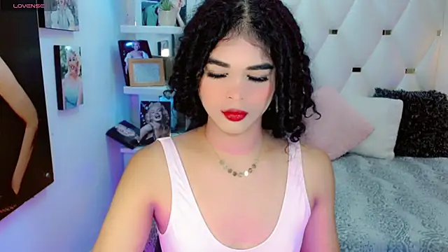 Veronica Misst  online show from September 2025 12:28:02 PM