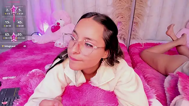 Snapshot of Annie__2 chatting on October 2025 02:26:01 PM Annie 2 online show from October 2025 02:26:01 PM