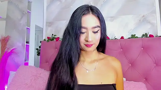 Snapshot of Nicolqueen_ chatting on October 2025 11:11:02 AM Nicolqueen online show from October 2025 11:11:02 AM