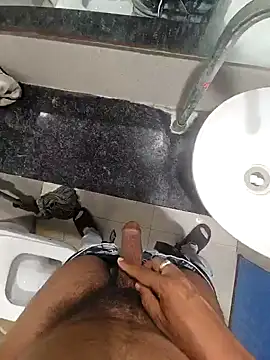 Snapshot of Gamecoc chatting on September 2025 12:18:01 PM Gamecoc online show from September 2025 12:18:01 PM