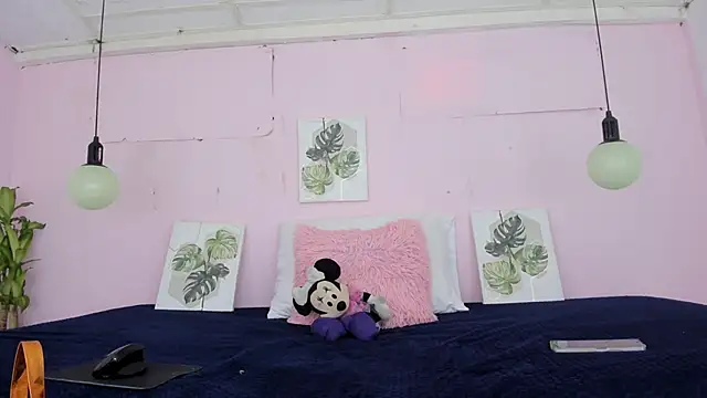 Lady rossee online show from November 2025 07:58:02 PM