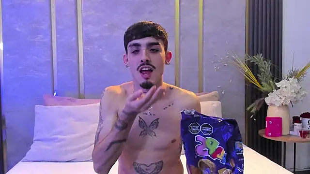 NikoStone  online show from October 2025 04:31:02 AM