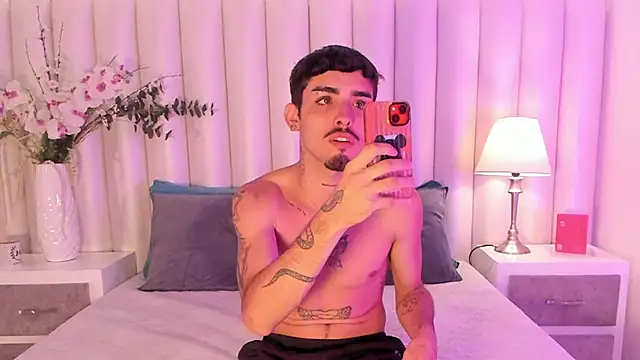 NikoStone  online show from October 2025 04:53:02 AM