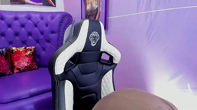 tefi meow online show from October 2025 11:49:02 AM