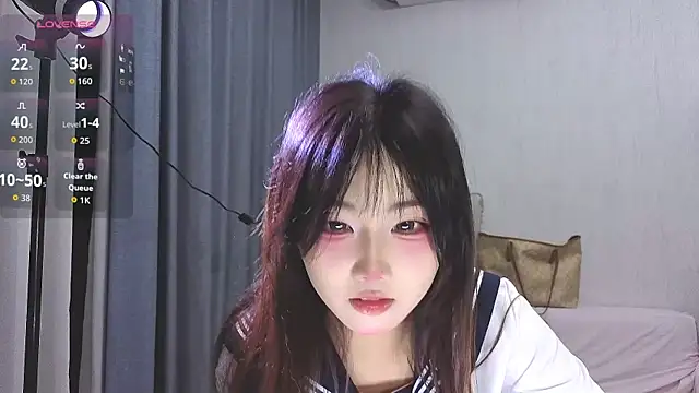 Snapshot of tzy0520 chatting on November 2025 04:19:01 PM tzy0520 online show from November 2025 04:19:01 PM