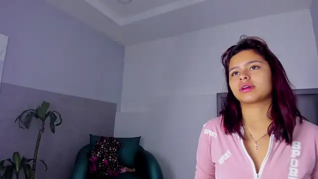 Snapshot of Sofia_villareal chatting on October 2025 11:18:02 AM Sofia villareal online show from October 2025 11:18:02 AM