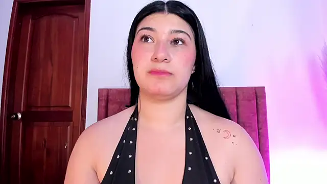 Snapshot of MaraRosenthal chatting on September 2025 11:46:02 AM MaraRosenthal online show from September 2025 11:46:02 AM