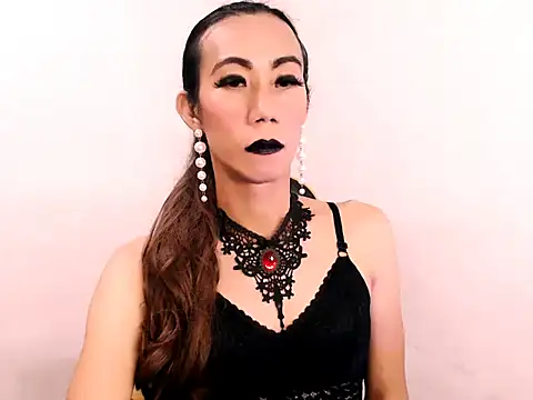 Snapshot of xx9inchesCOCKxx chatting on October 2025 03:42:01 PM xx9inchesCOCKxx online show from October 2025 03:42:01 PM