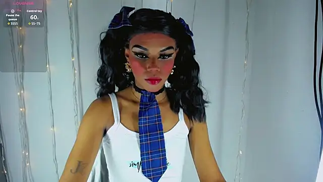 Snapshot of TheBlackwidows chatting on September 2025 05:45:02 AM TheBlackwidows online show from September 2025 05:45:02 AM