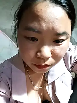 Snapshot of may-squirl chatting on October 2025 01:45:02 PM may-squirl online show from October 2025 01:45:02 PM