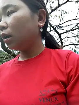 Snapshot of may-squirl chatting on October 2025 02:23:02 AM may-squirl online show from October 2025 02:23:02 AM