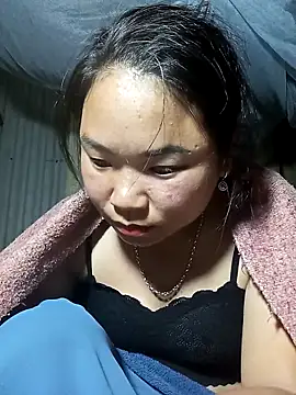 Snapshot of may-squirl chatting on November 2025 02:38:01 PM may-squirl online show from November 2025 02:38:01 PM