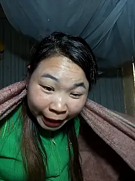 Snapshot of may-squirl chatting on November 2025 04:00:01 AM may-squirl online show from November 2025 04:00:01 AM