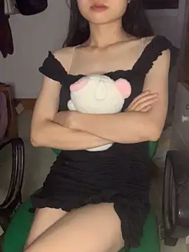 Snapshot of _Mon_23 chatting on October 2025 08:07:02 PM Mon 23 online show from October 2025 08:07:02 PM