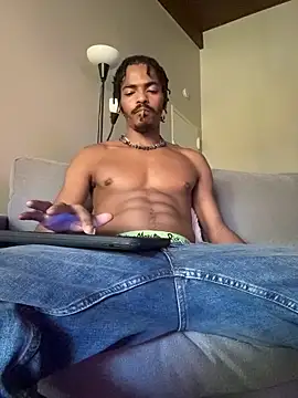 TRILLAHUNG online show from October 2025 01:51:02 PM