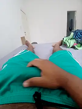 Snapshot of delicio6 chatting on November 2025 01:33:02 PM delicio6 online show from November 2025 01:33:02 PM