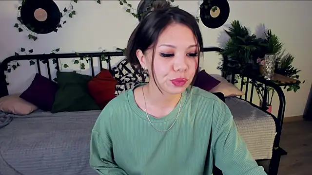 SakuraAshley online show from September 2025 03:24:01 PM