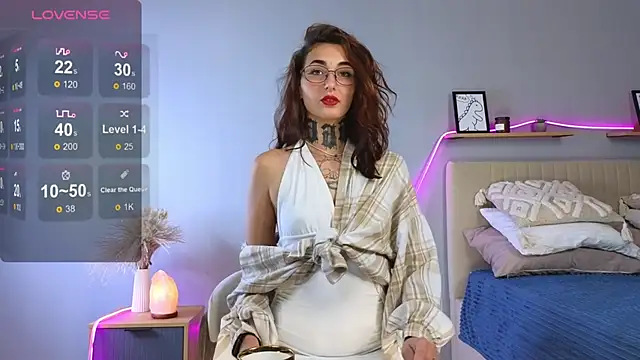 LisaDeVil online show from September 2025 03:12:02 PM