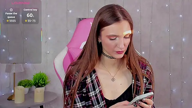 Alisha Green online show from October 2025 09:17:04 AM