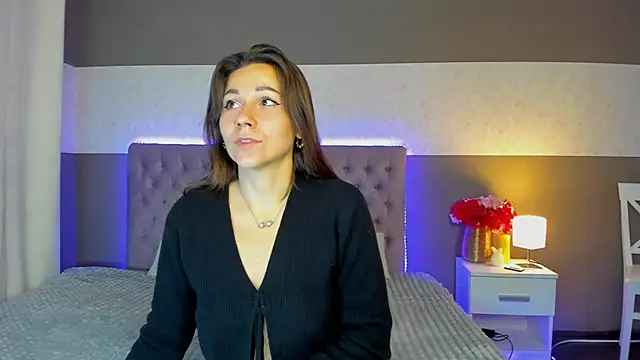 ElissGlow online show from September 2025 05:09:02 AM