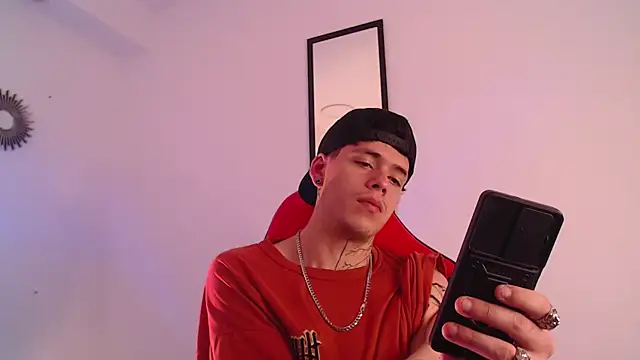 Anhonymus  online show from September 2025 04:06:02 AM