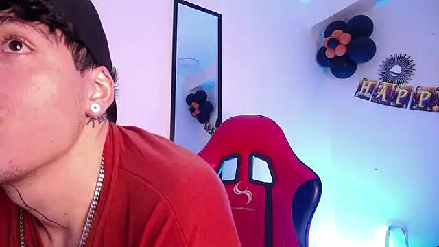 Anhonymus  online show from October 2025 04:09:02 AM