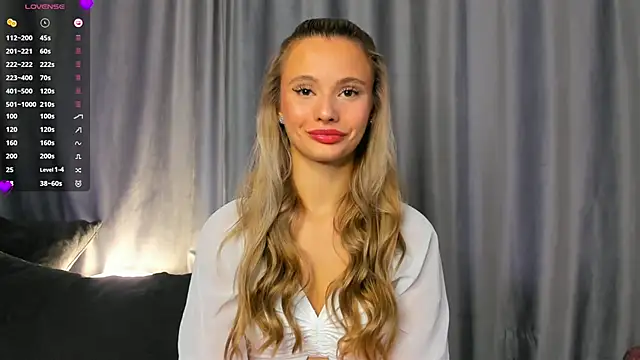 Snapshot of NaughtySeraphine chatting on November 2025 06:13:01 AM NaughtySeraphine online show from November 2025 06:13:01 AM