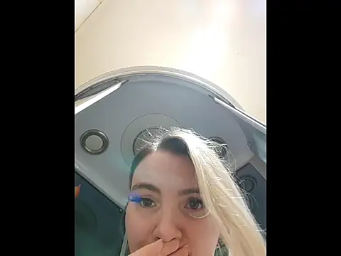 Snapshot of Wicked_cookie chatting on December 2025 08:25:01 PM Wicked cookie online show from December 2025 08:25:01 PM