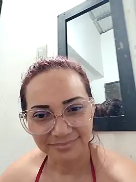 Snapshot of Amanda39 chatting on October 2025 01:30:02 PM Amanda39 online show from October 2025 01:30:02 PM