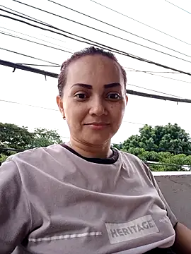 Snapshot of Amanda39 chatting on October 2025 10:10:01 PM Amanda39 online show from October 2025 10:10:01 PM