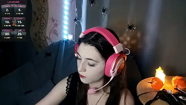 Sophiecuttie online show from October 2025 05:47:03 PM