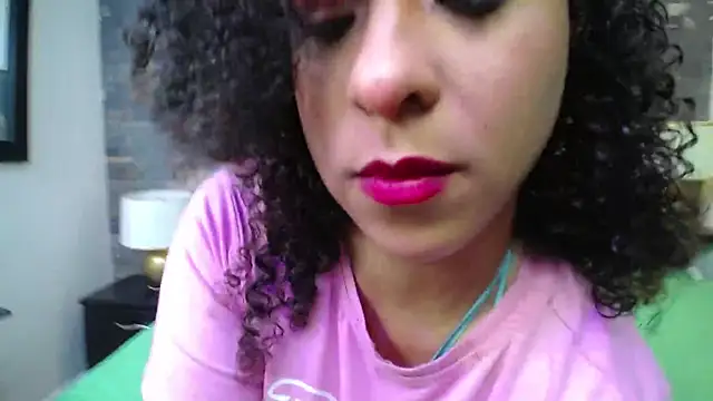 fadila  maysoon online show from September 2025 08:20:02 PM