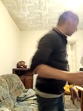 Snapshot of frederic198 chatting on October 2025 05:44:02 PM frederic198 online show from October 2025 05:44:02 PM