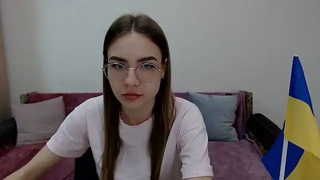 Snapshot of aSingleOne chatting on October 2025 08:00:02 PM aSingleOne online show from October 2025 08:00:02 PM