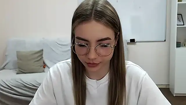 Snapshot of aSingleOne chatting on October 2025 08:33:02 PM aSingleOne online show from October 2025 08:33:02 PM