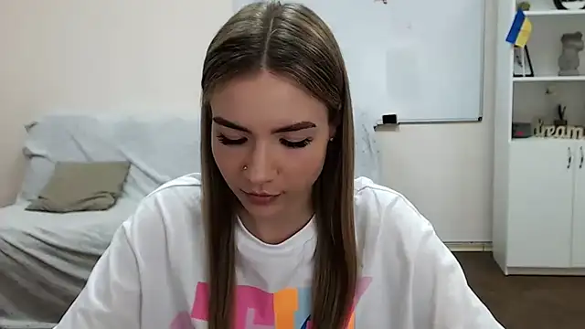 Snapshot of aSingleOne chatting on November 2025 11:15:01 PM aSingleOne online show from November 2025 11:15:01 PM