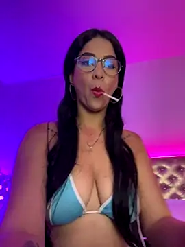 Mariana Montes online show from October 2025 07:47:02 PM