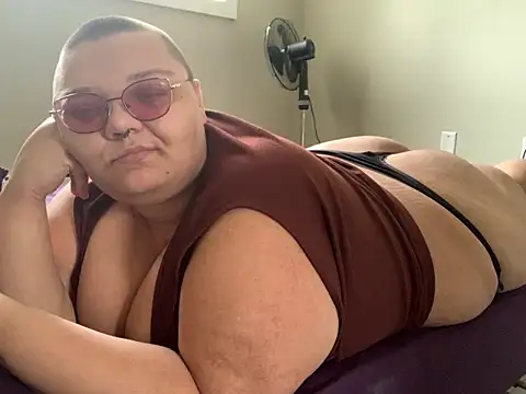 taydeebear online show from October 2025 05:13:02 PM